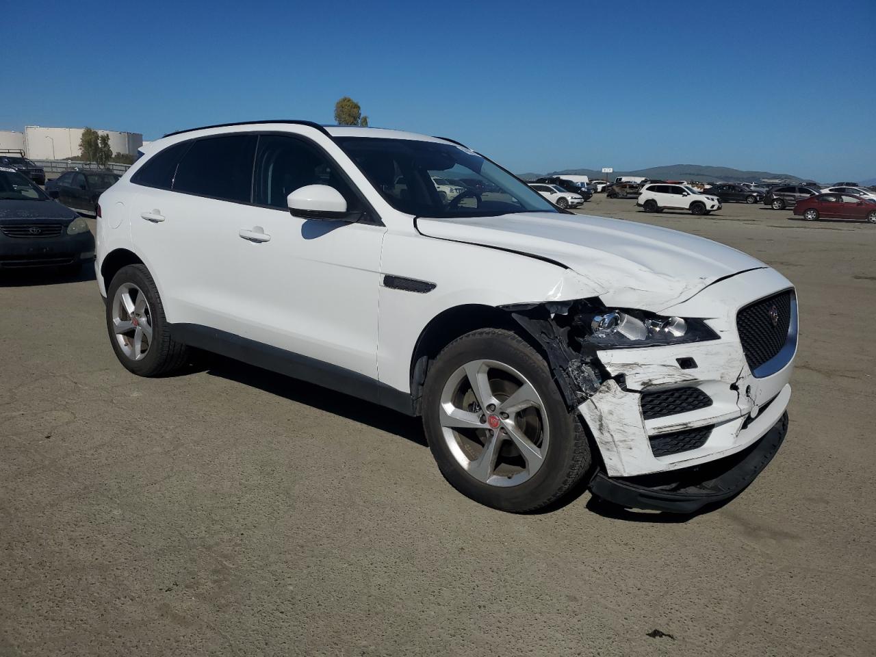 2018 Jaguar F-Pace - Image 4
