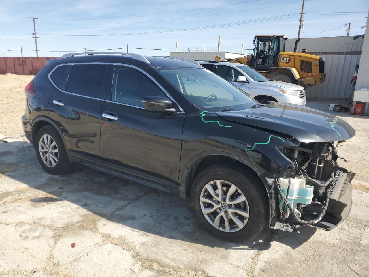 2018 Nissan Rogue - Image 4