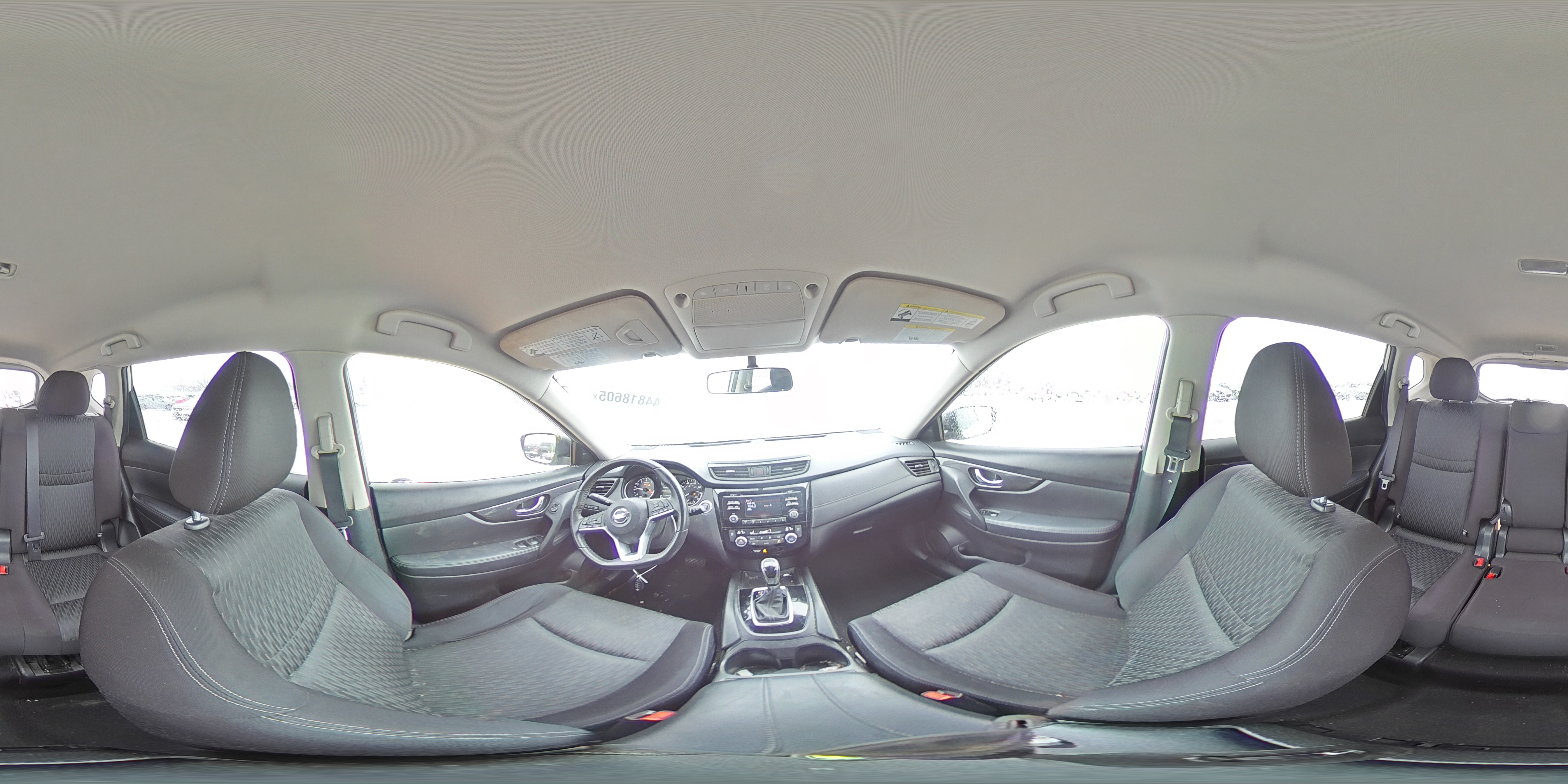 2017 Nissan Rogue - Image 14
