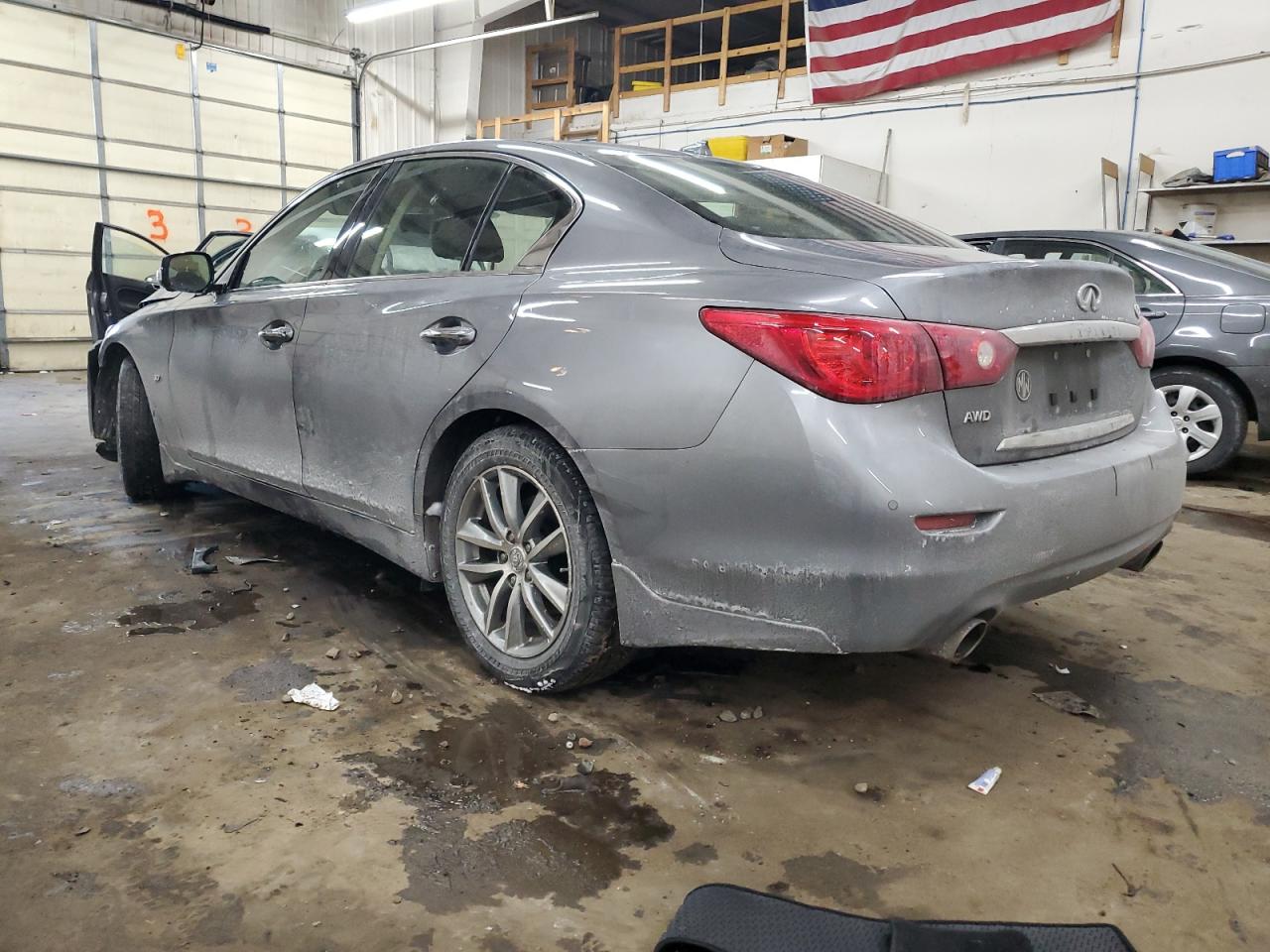 2015 Infiniti Q50 - Image 2