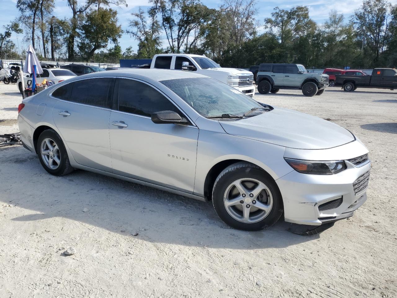 2016 Chevrolet Malibu - Image 4