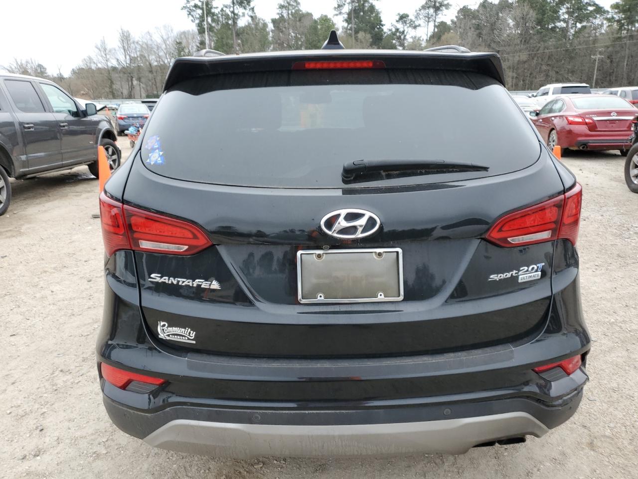 2017 Hyundai Santa Fe - Image 6