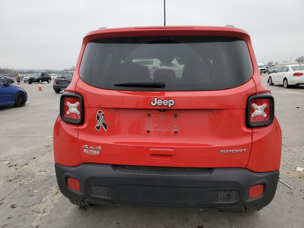 2018 Jeep Renegade - Image 6