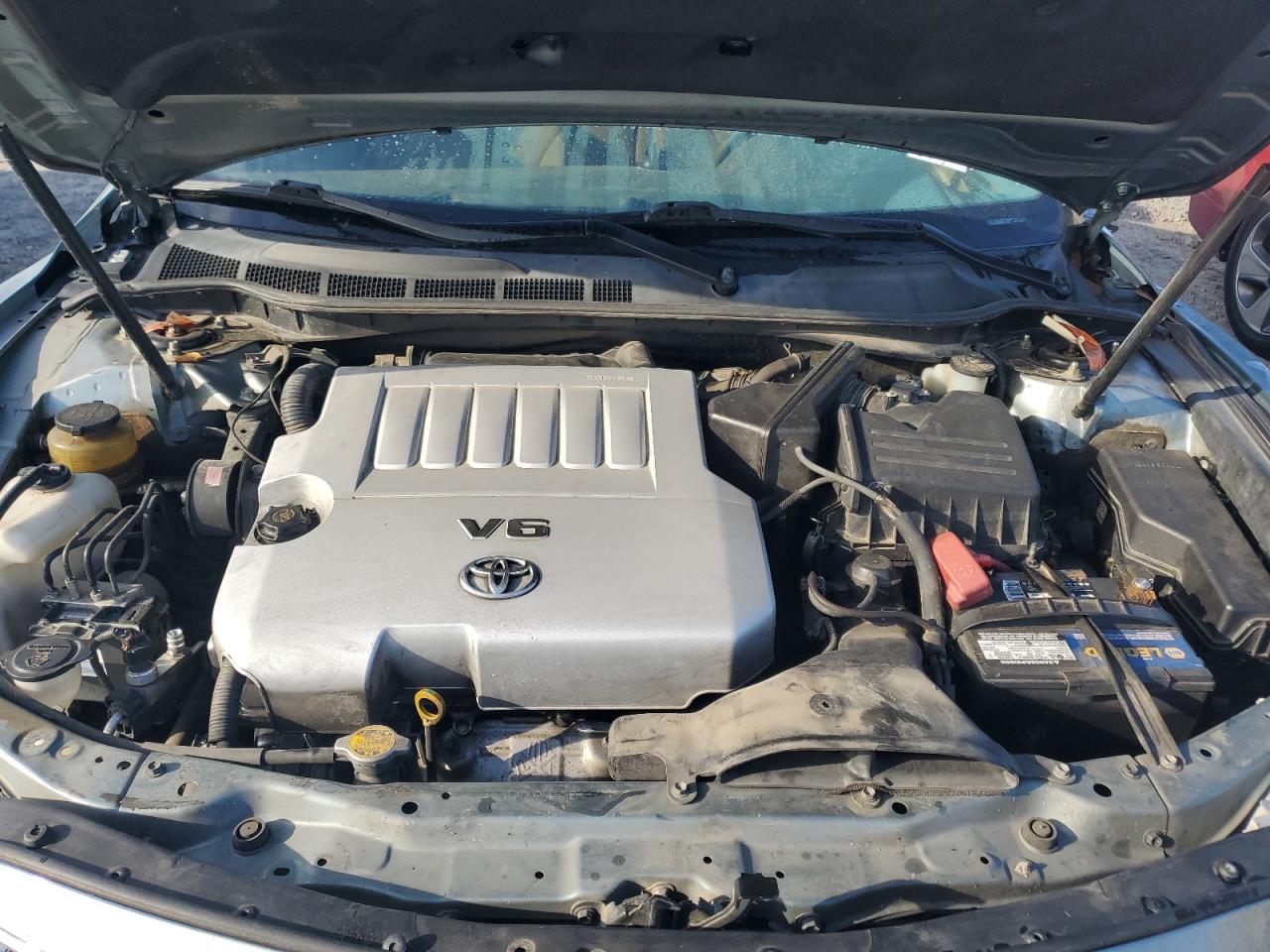 2011 Toyota Camry - Image 11