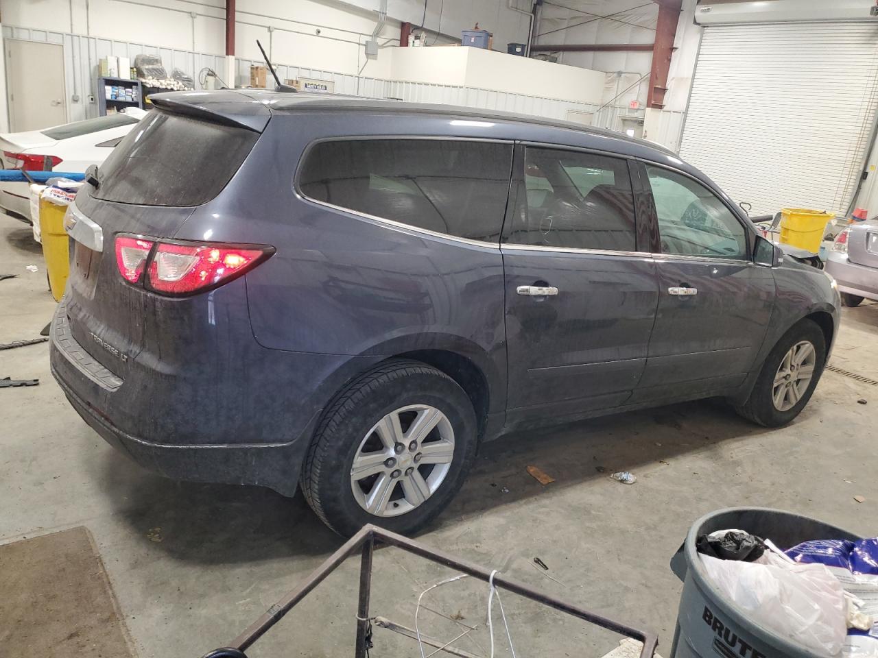 2014 Chevrolet Traverse - Image 3
