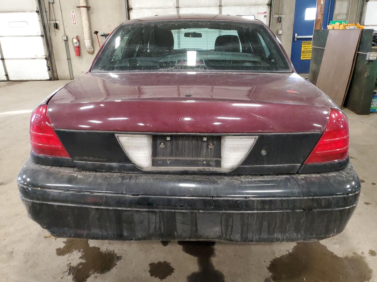 2011 Ford Crown Victoria - Image 6