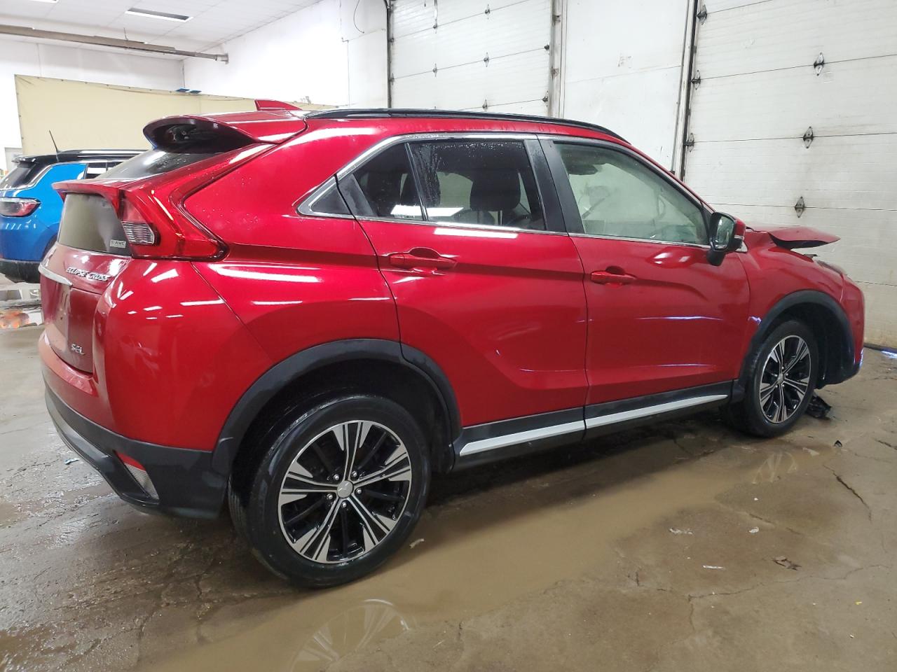 2019 Mitsubishi Eclipse - Image 3