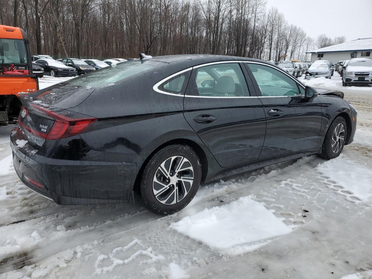 2023 Hyundai Sonata - Image 3