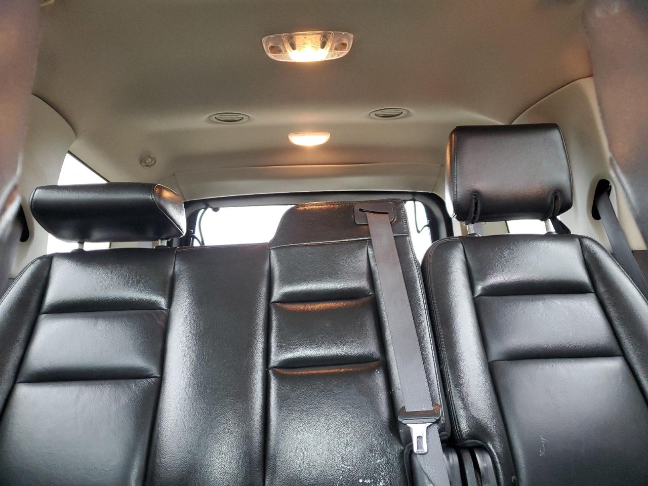 2009 Ford Explorer - Image 10