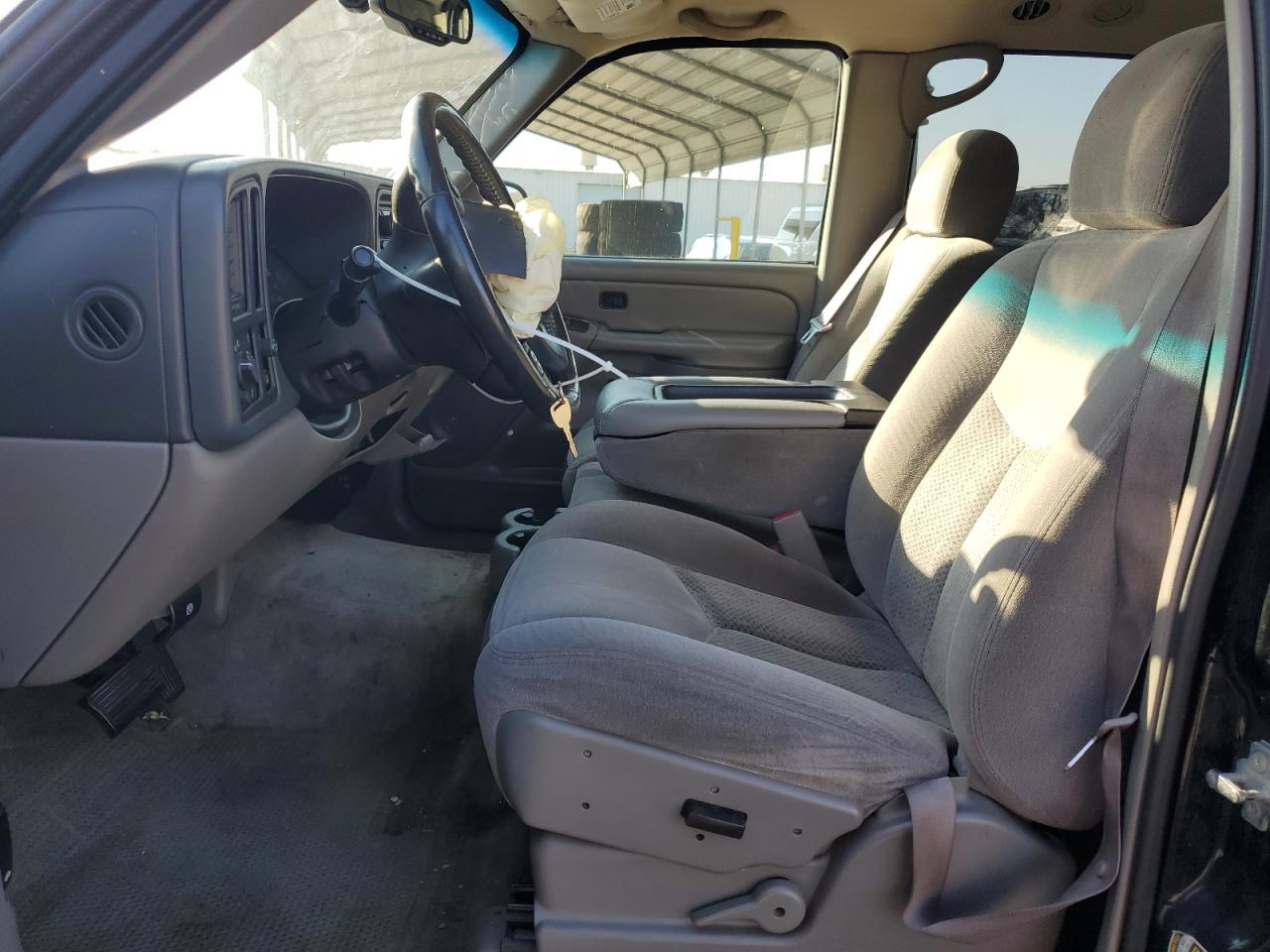 2005 Chevrolet Tahoe - Image 7