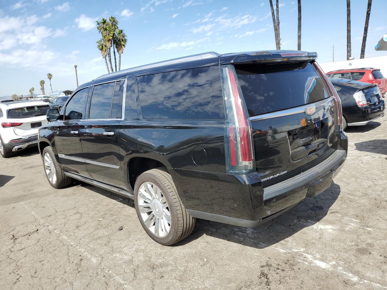 2020 Cadillac Escalade - Image 2