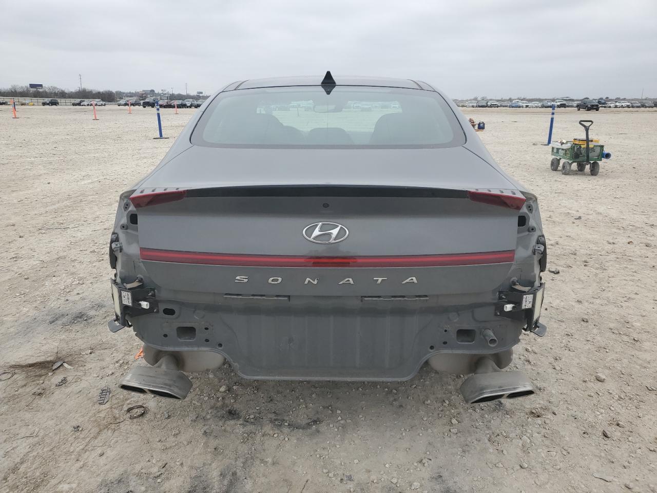 2022 Hyundai Sonata - Image 6