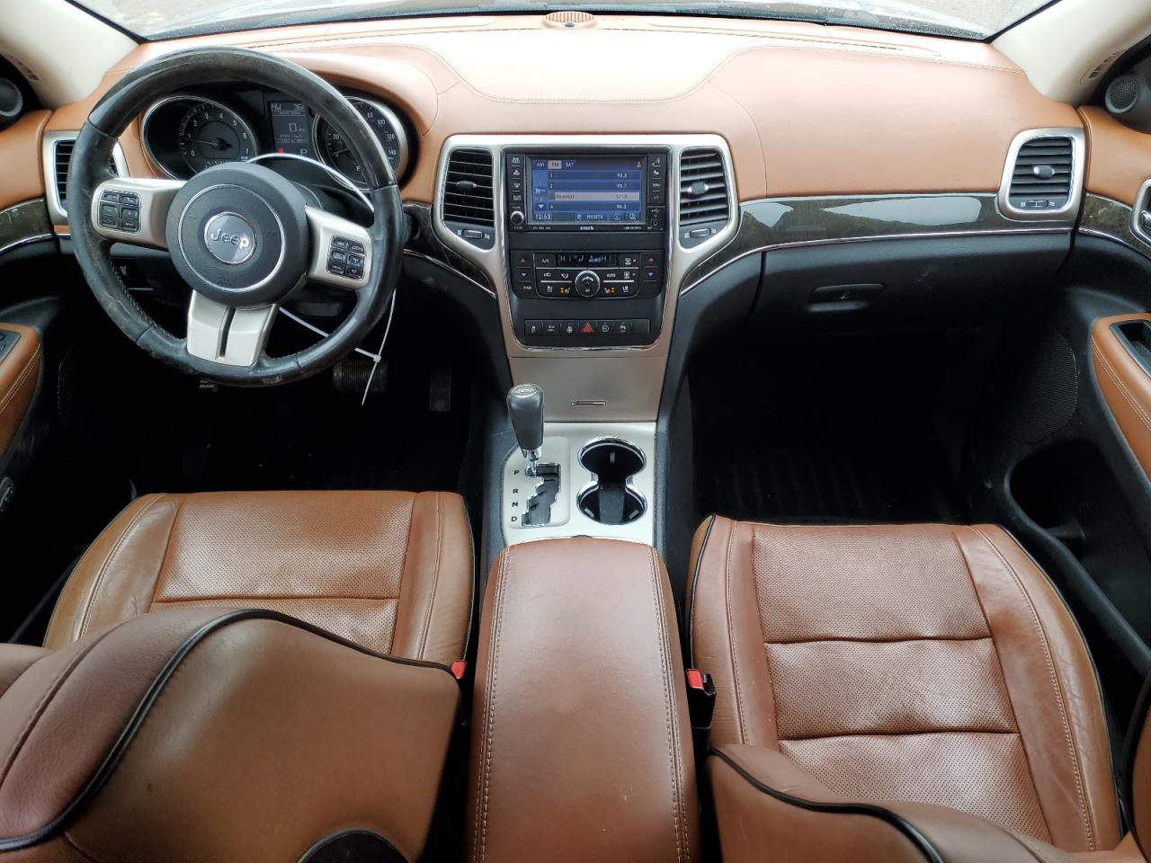 2011 Jeep Grand Cherokee - Image 8