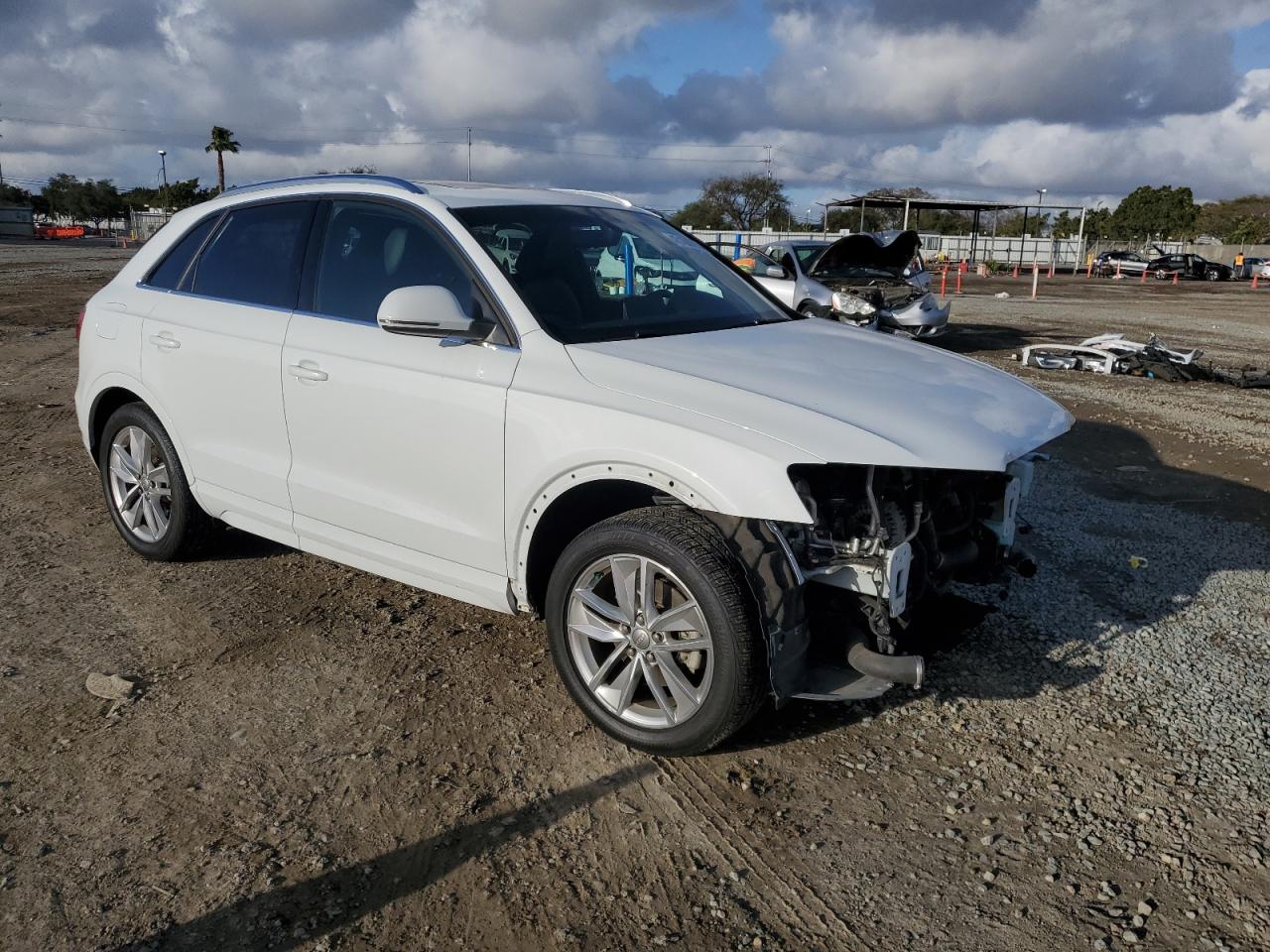 2017 Audi Q3 - Image 4