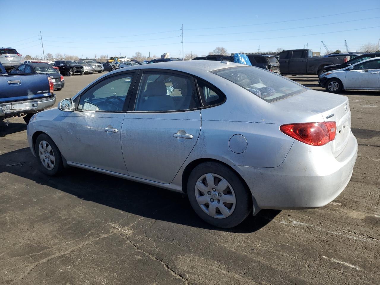 2008 Hyundai Elantra - Image 2