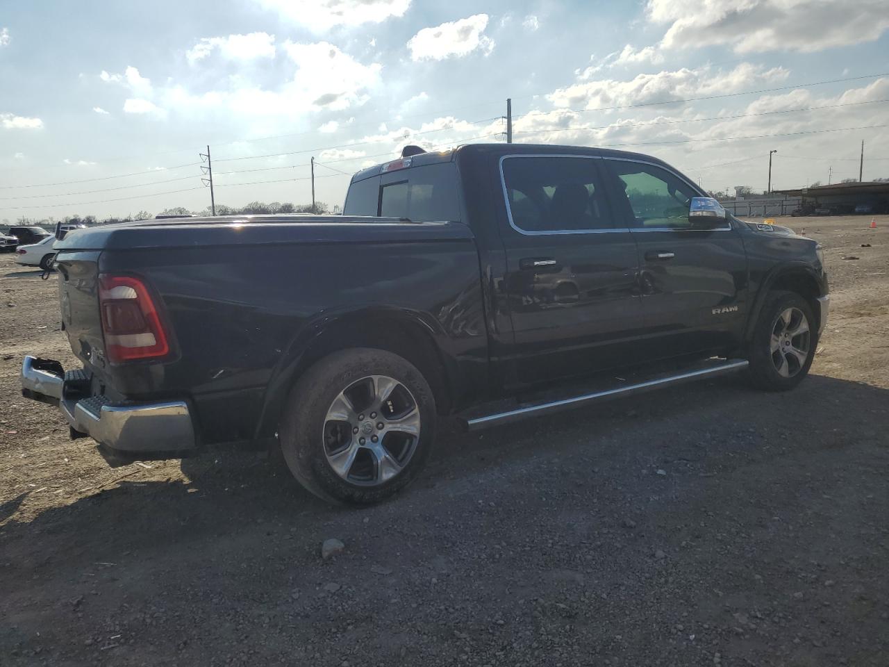2020 RAM 1500 - Image 3