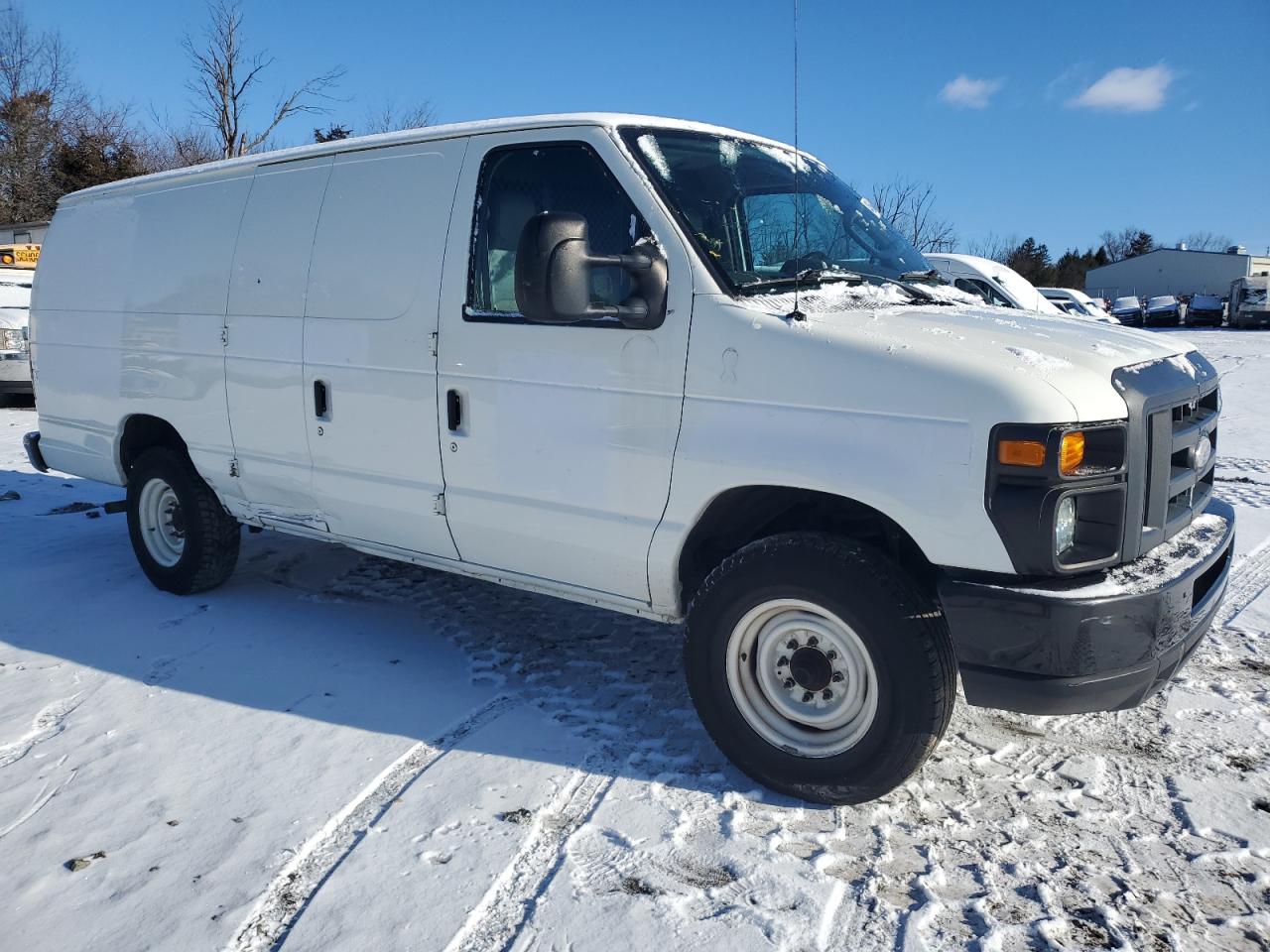 2014 Ford Econoline - Image 4