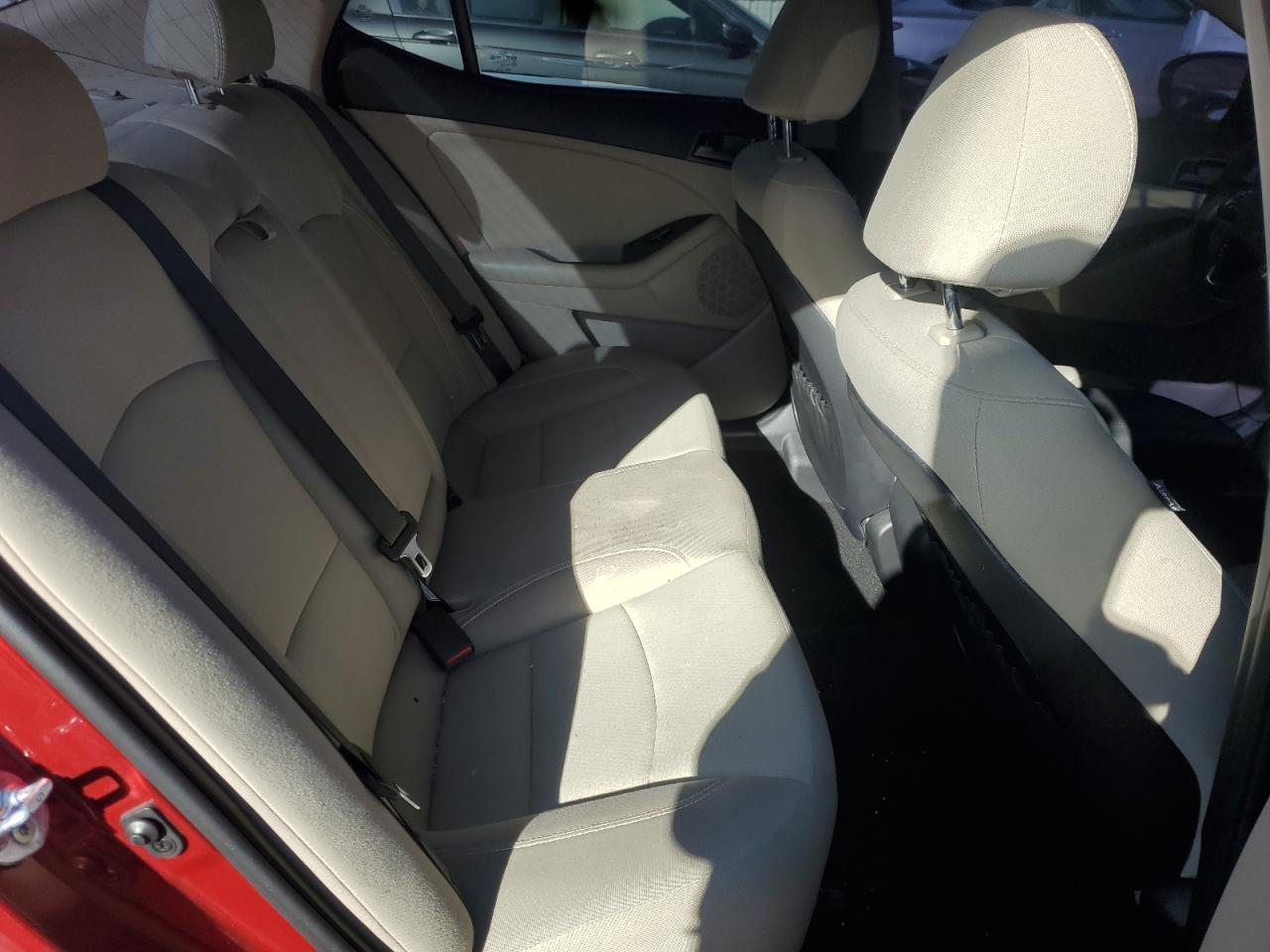 2013 Kia Optima - Image 10