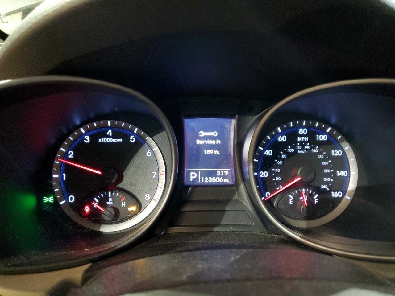 2013 Hyundai Santa Fe - Image 9