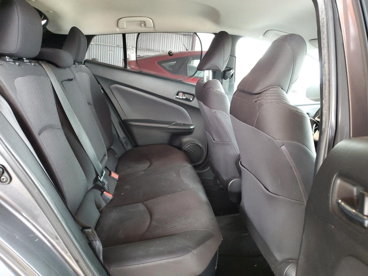 2017 Toyota Prius - Image 10
