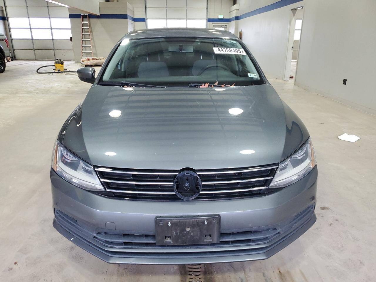 2017 Volkswagen Jetta - Image 5