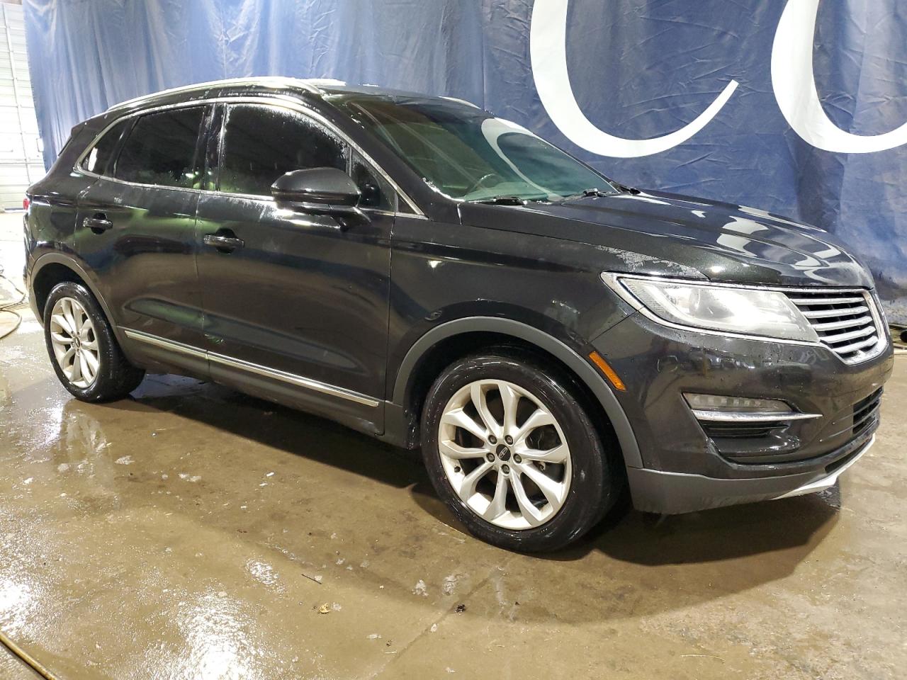 2015 Lincoln MKZ - Image 4