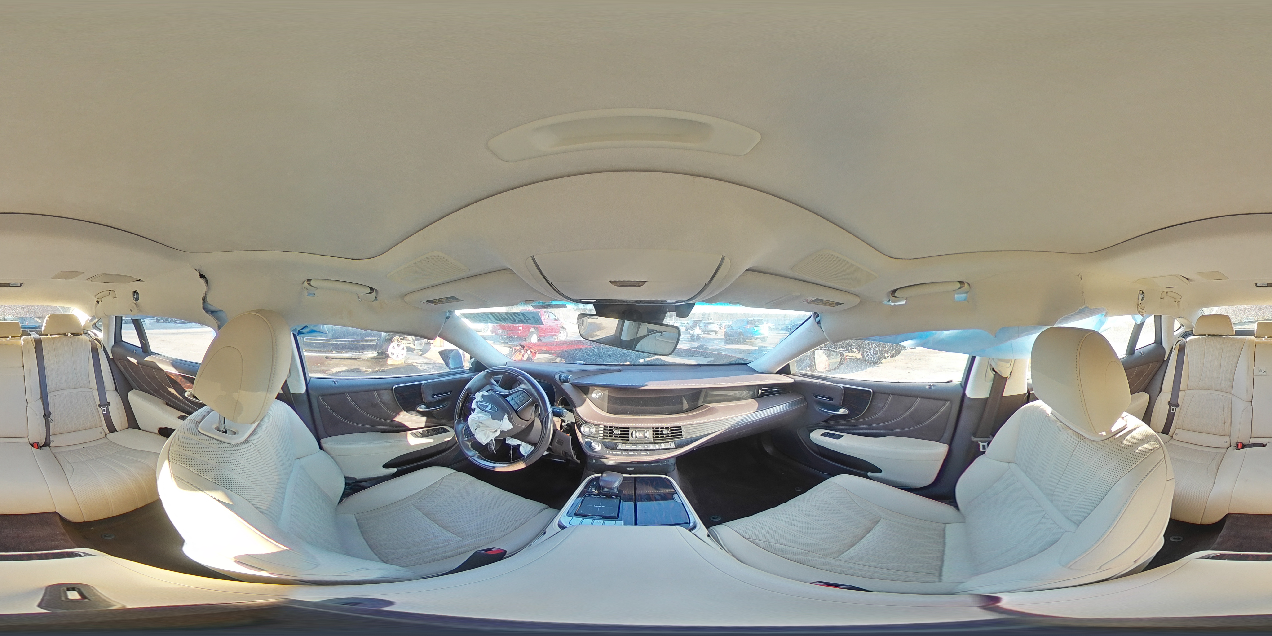 2018 Lexus LS - Image 15