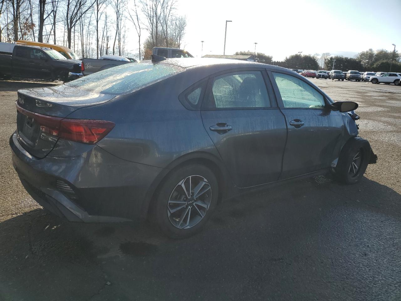 2024 Kia Forte - Image 3