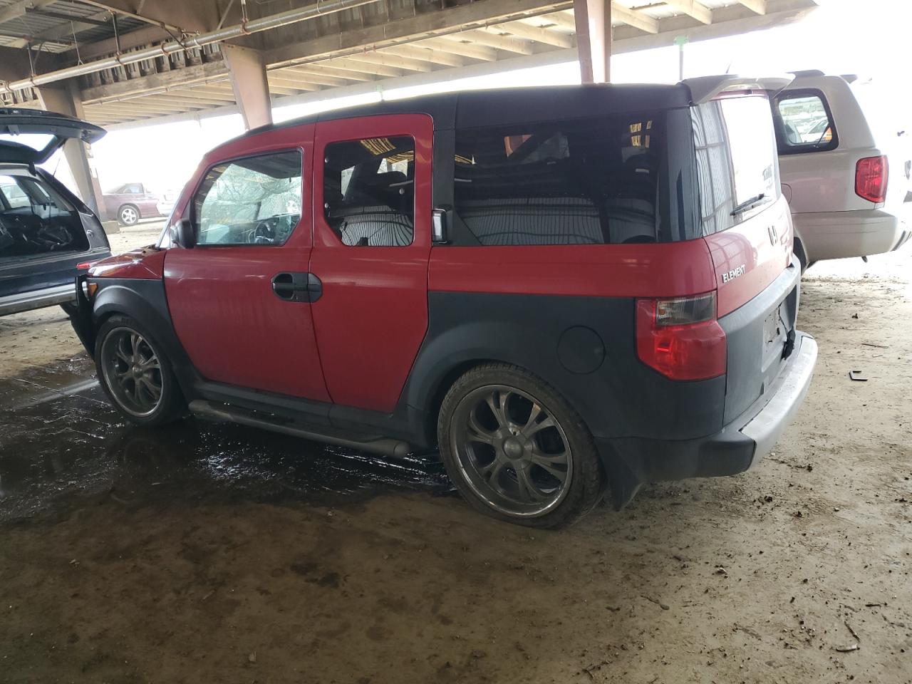 2005 Honda Element - Image 2