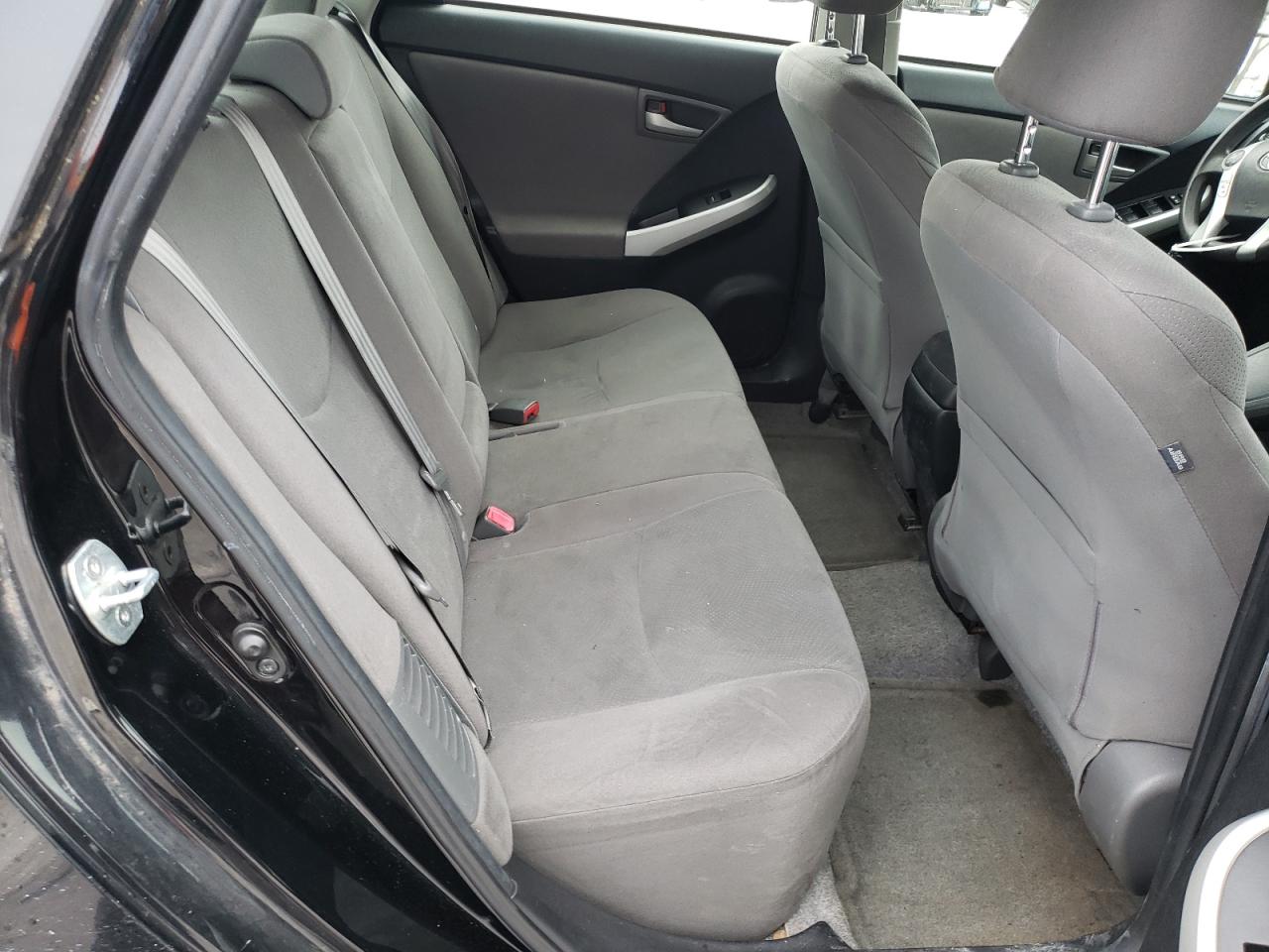 2013 Toyota Prius - Image 10