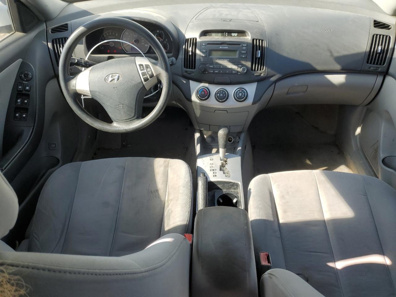 2007 Hyundai Elantra - Image 8