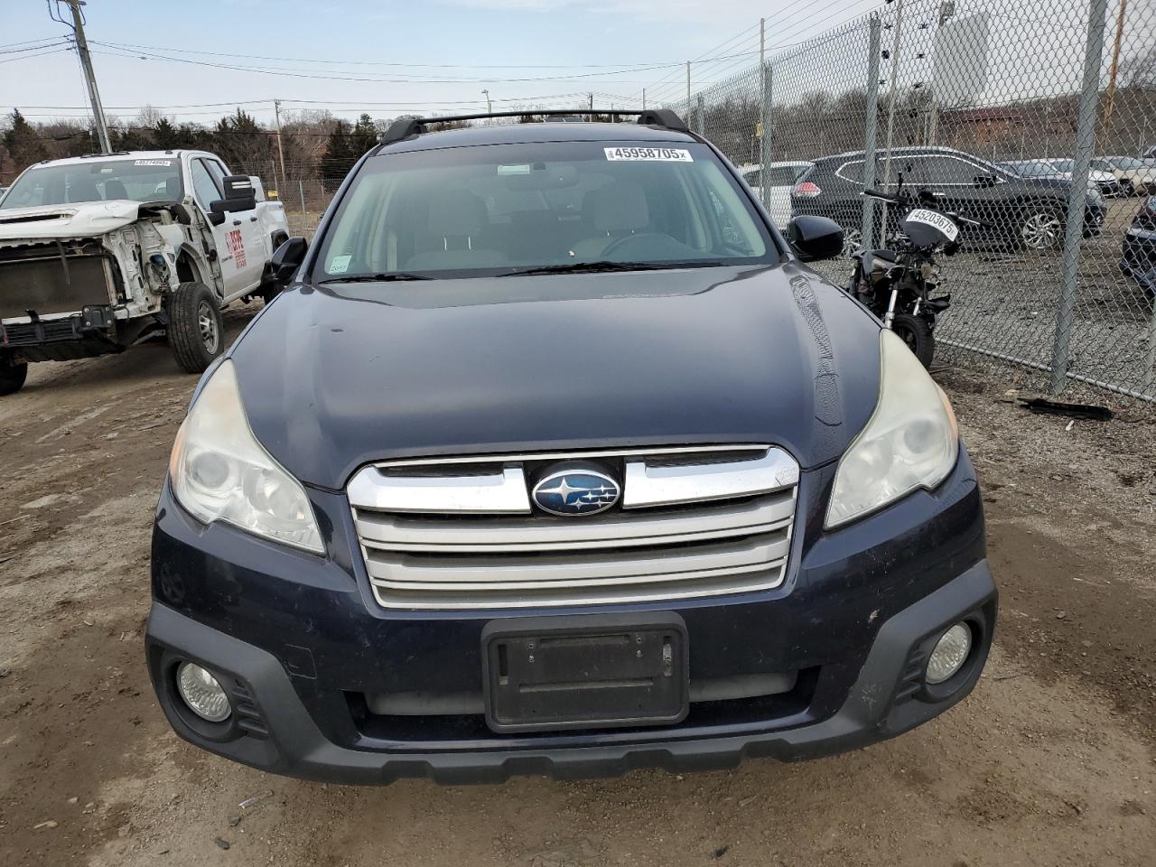 2014 Subaru Outback - Image 5