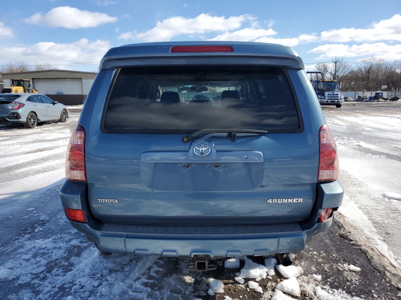 2005 Toyota 4Runner - Image 6