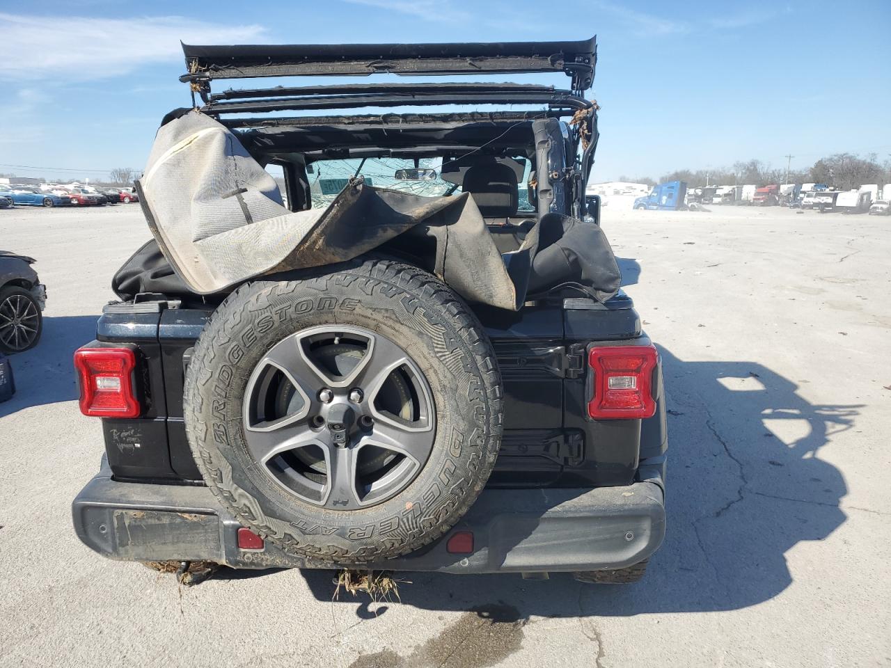2018 Jeep Wrangler - Image 6