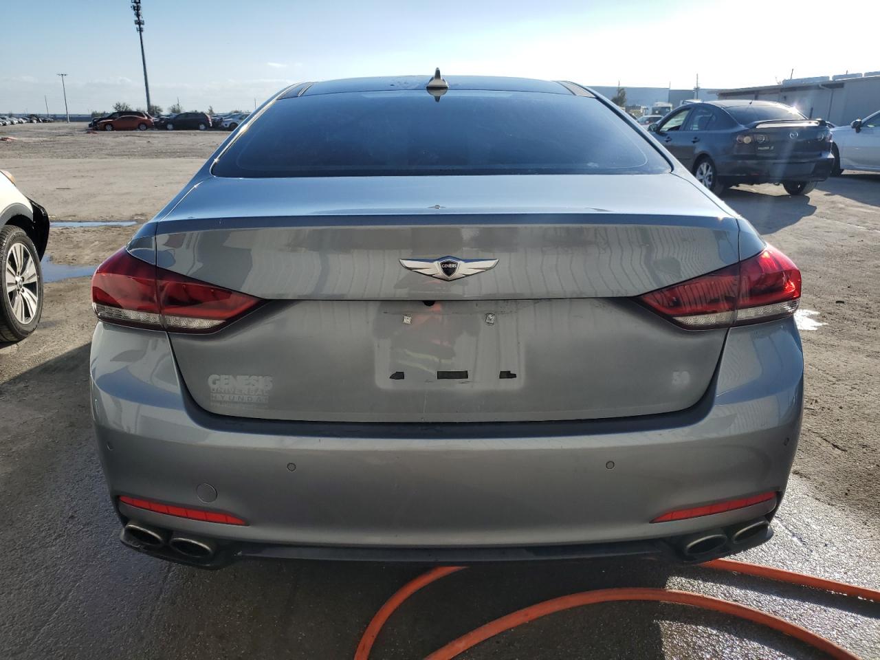 2015 Hyundai Genesis - Image 6