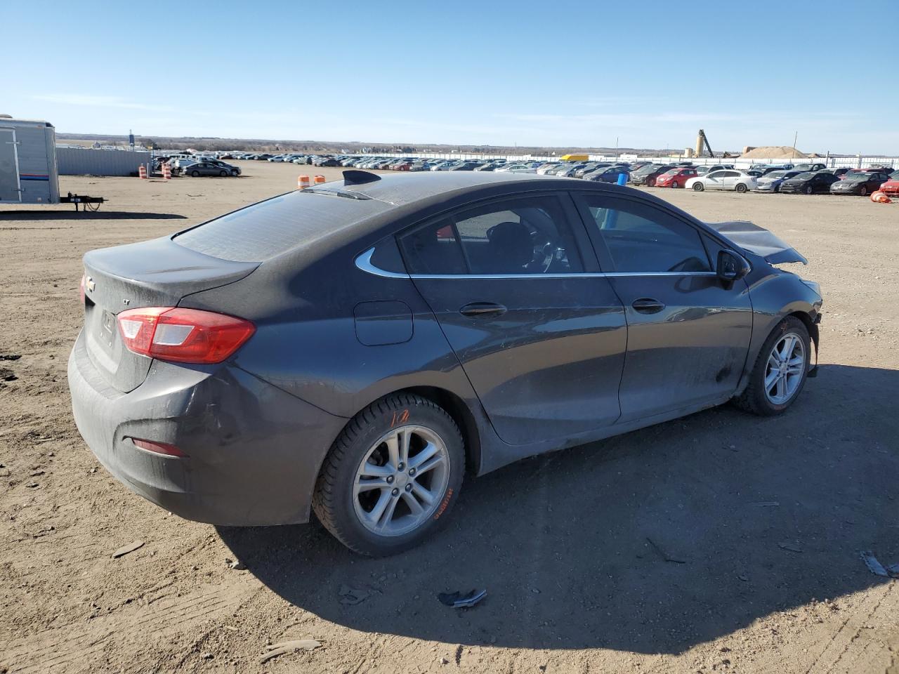 2016 Chevrolet Cruze - Image 3