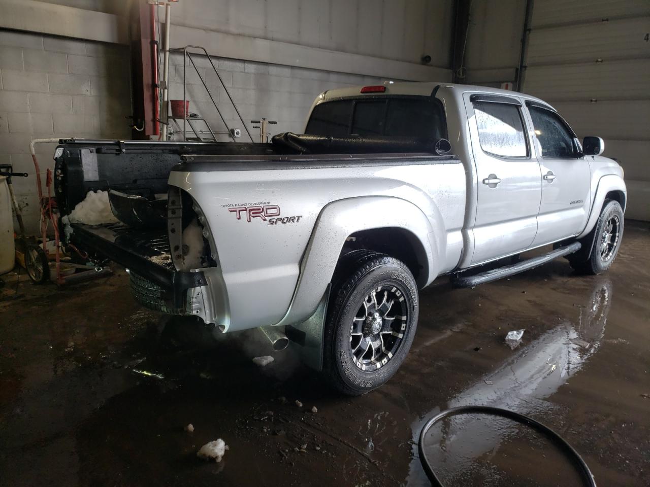 2009 Toyota Tacoma - Image 3