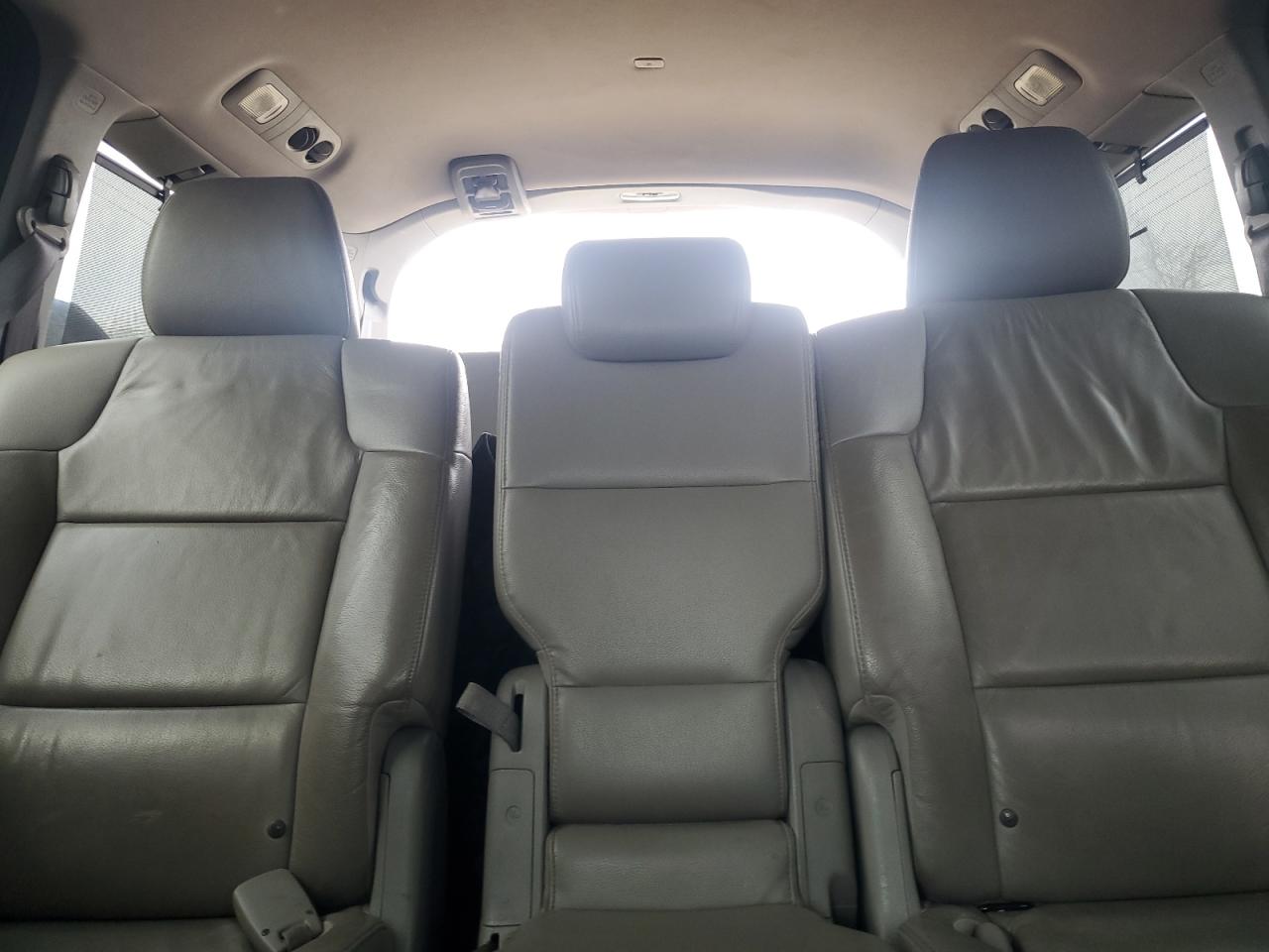 2013 Honda Odyssey - Image 10