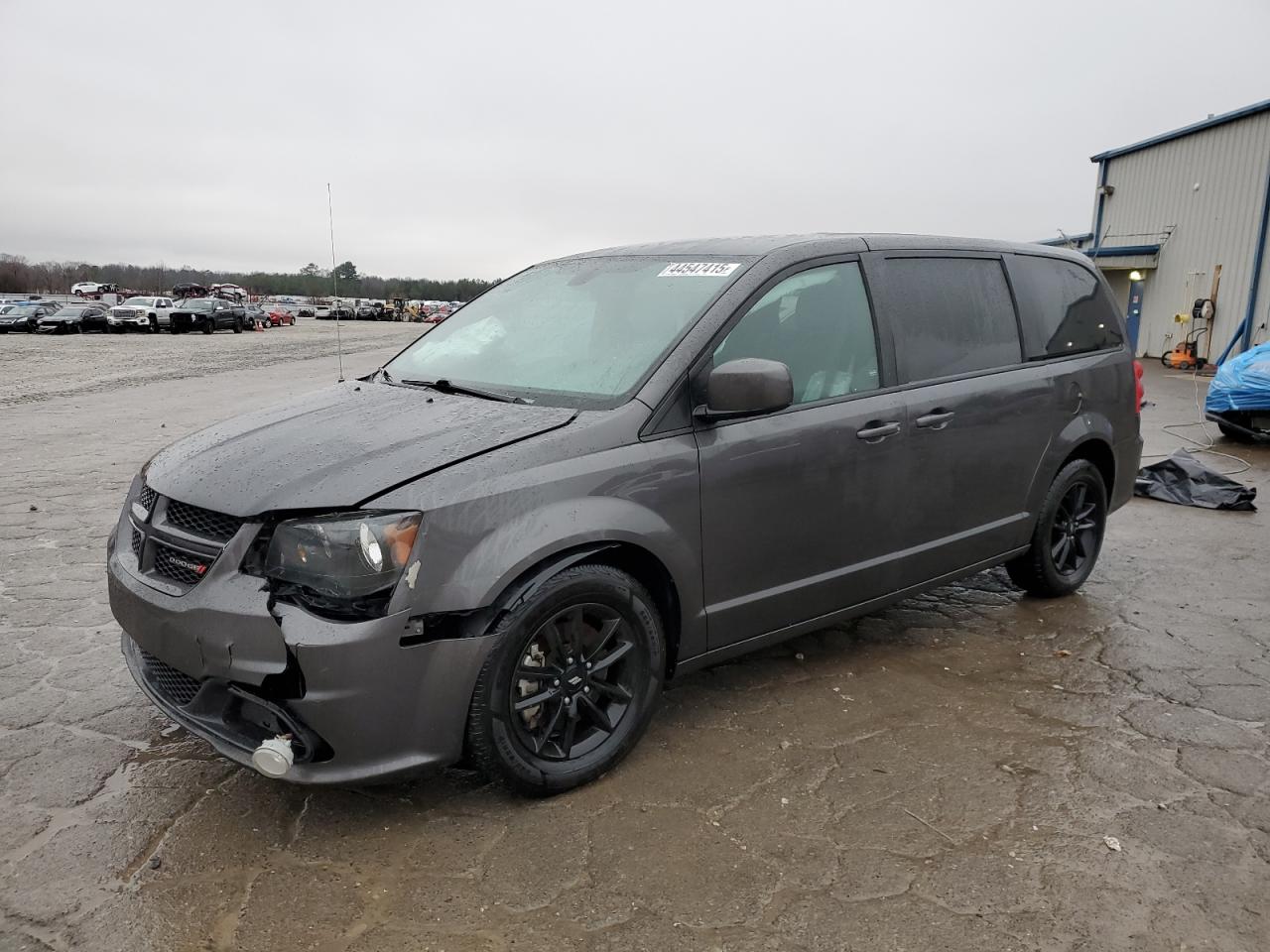 2019 Dodge Caravan - Image 1
