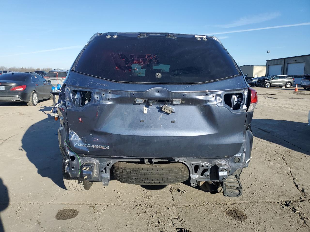 2018 Toyota Highlander - Image 6