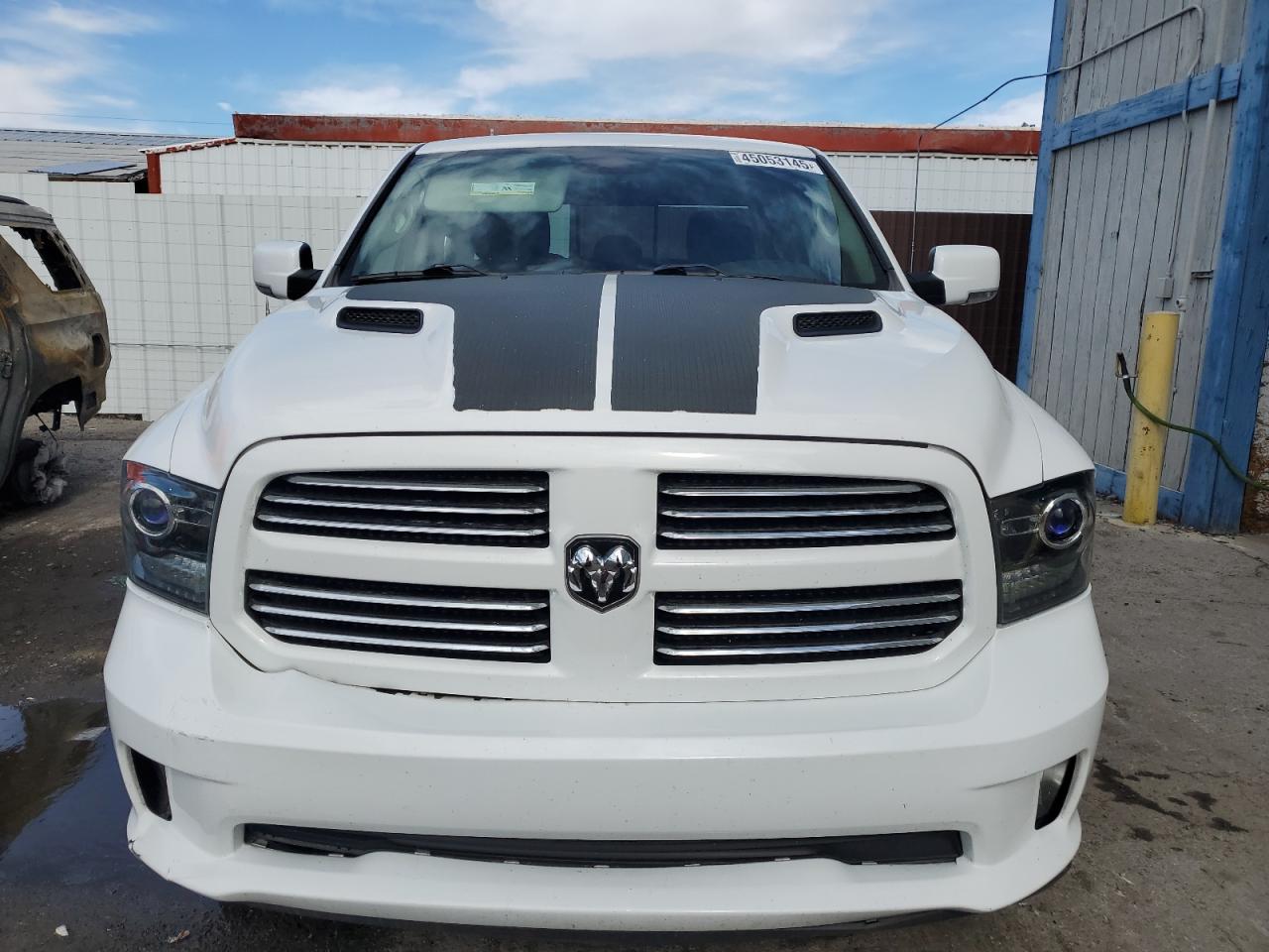 2017 RAM 1500 - Image 5