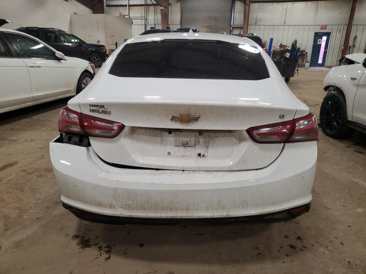 2019 Chevrolet Malibu - Image 6
