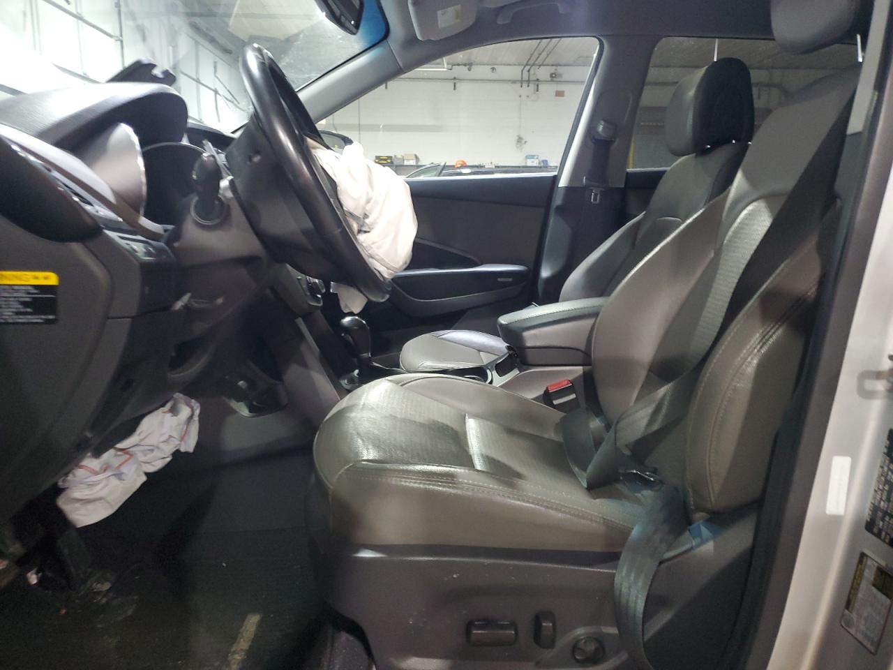 2013 Hyundai Santa Fe - Image 7