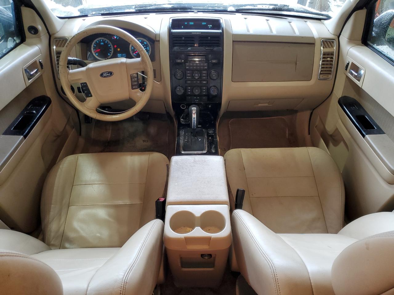 2010 Ford Escape - Image 8