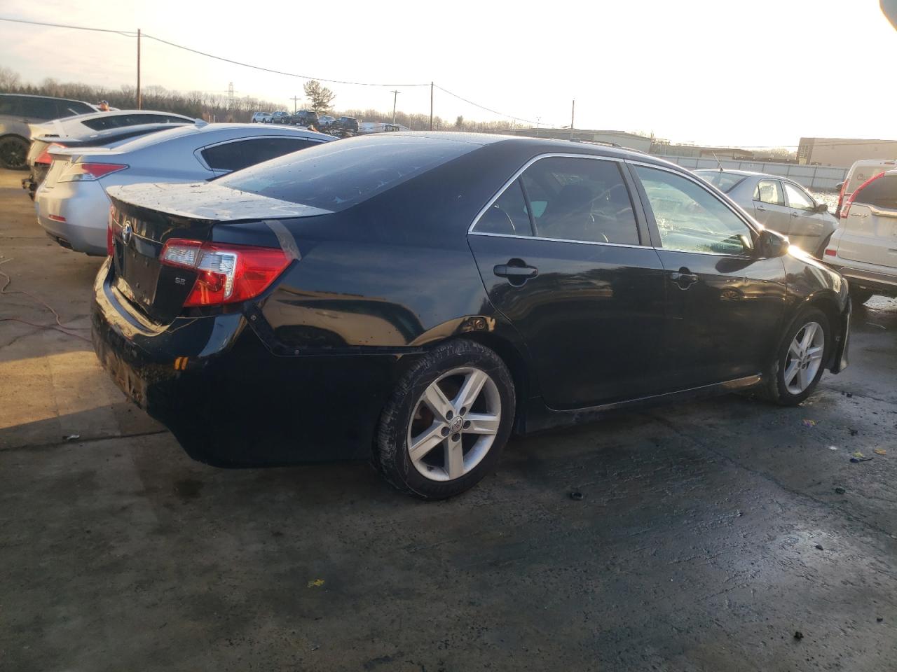 2013 Toyota Camry - Image 3