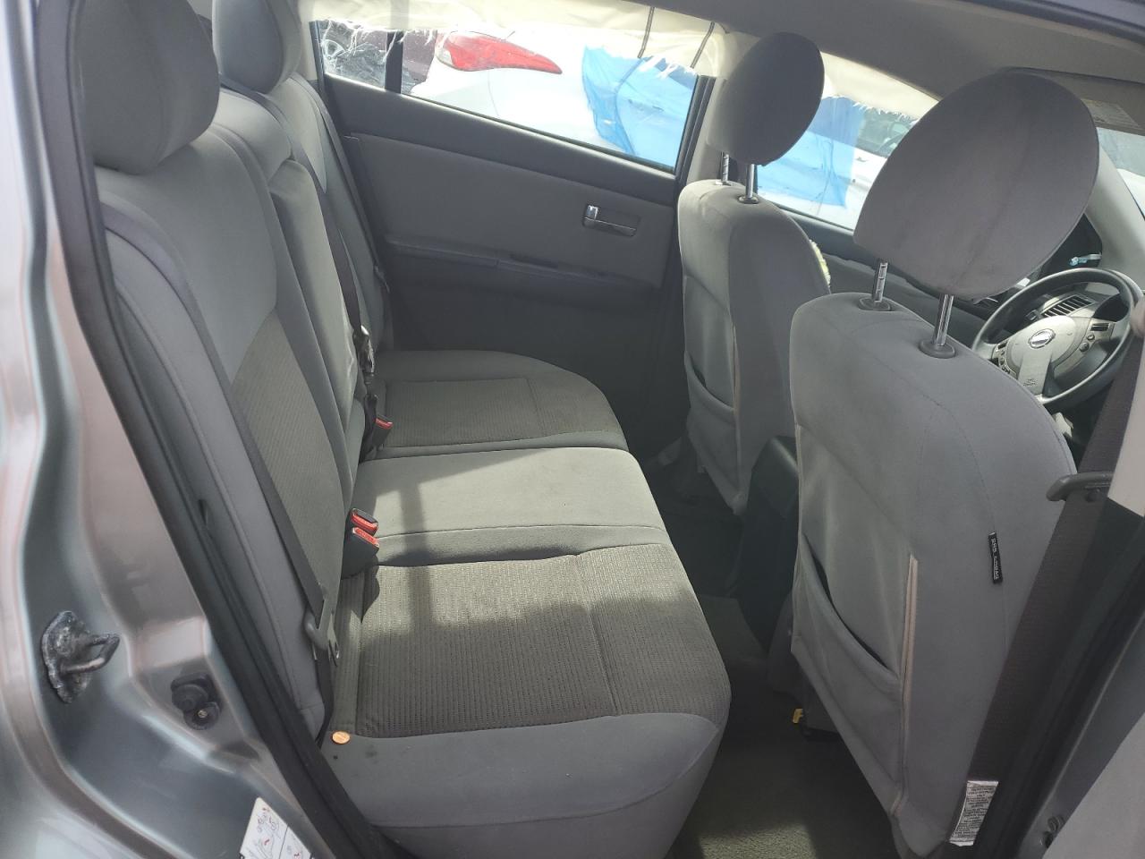 2010 Nissan Sentra - Image 10
