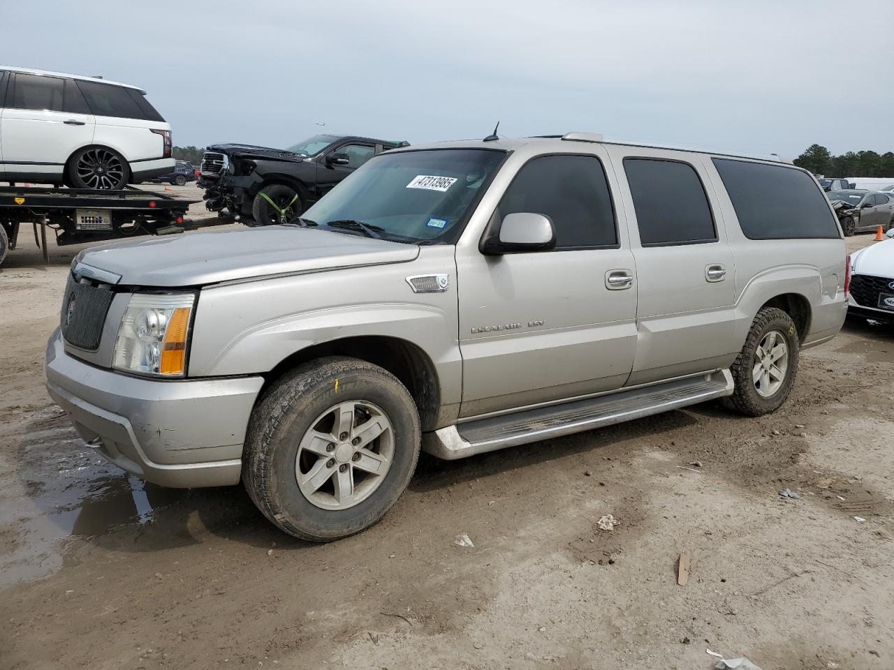 2004 Cadillac Escalade - Image 1