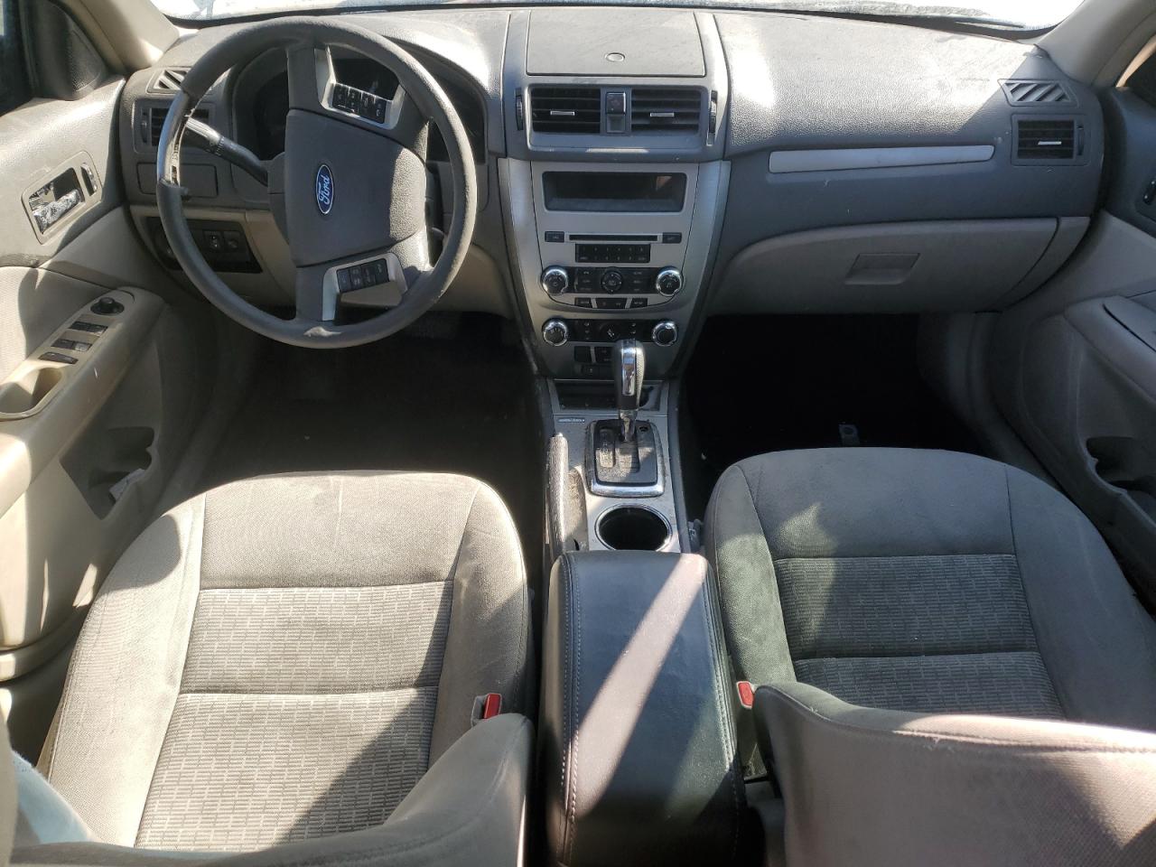 2010 Ford Fusion - Image 8