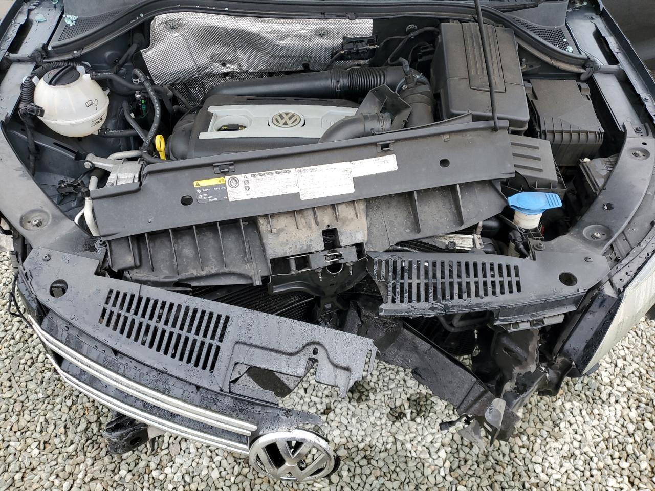 2016 Volkswagen Tiguan - Image 12