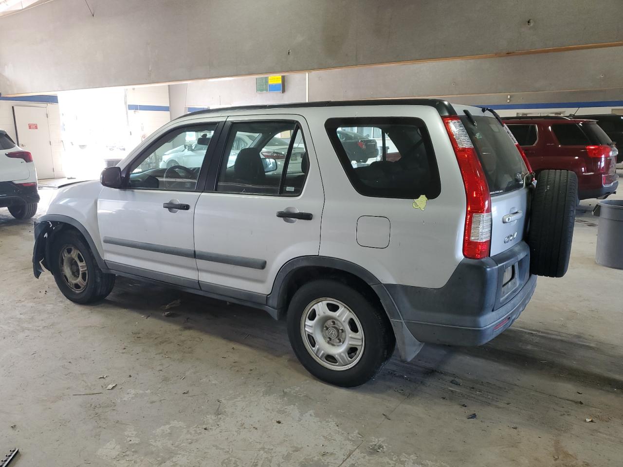 2005 Honda CR-V - Image 2